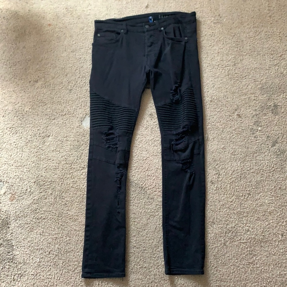 Black skinny jeans from h&m.